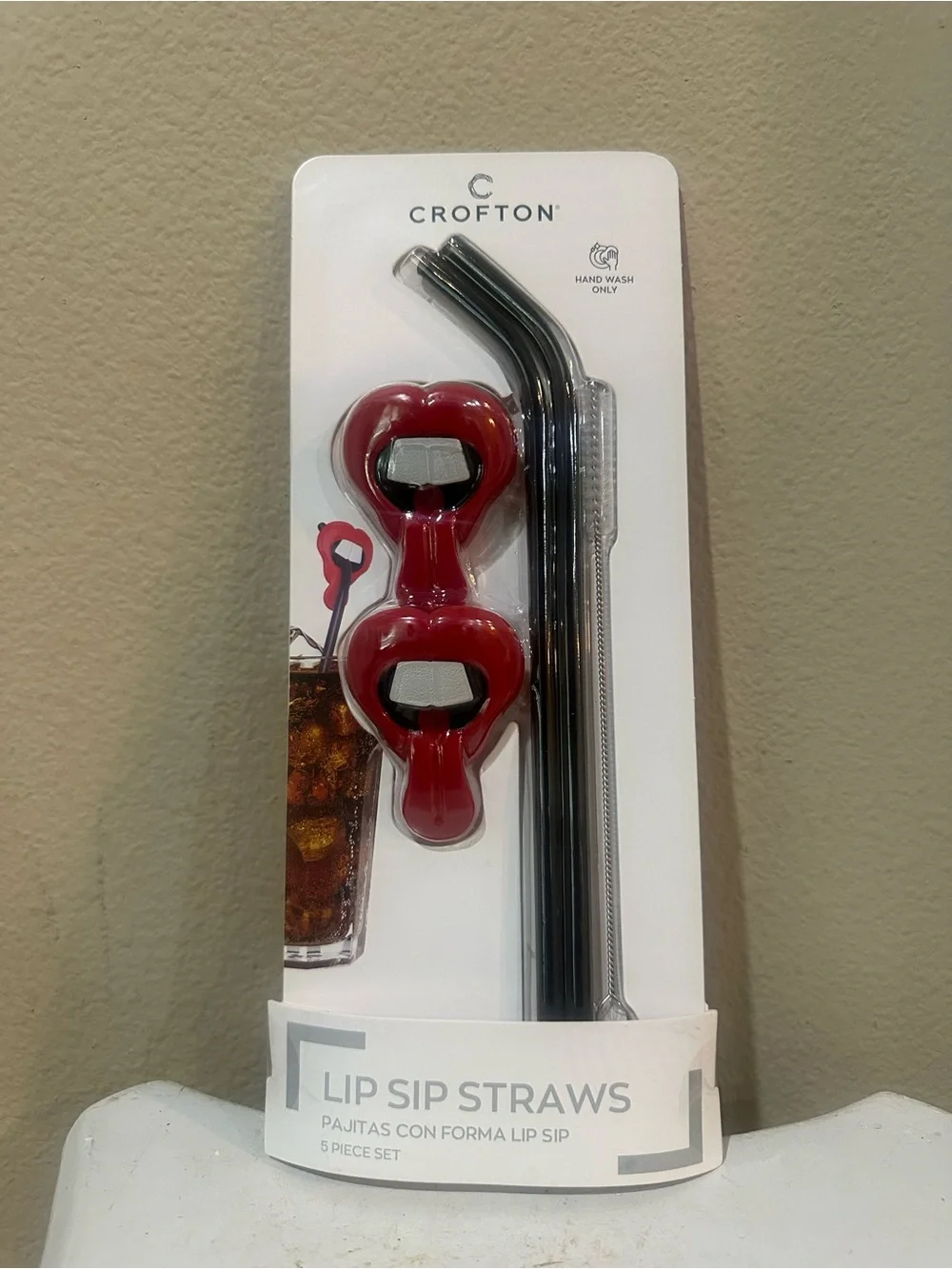 Crofton Red Lip Sip Straws with Black Straws - 5 Piece Set